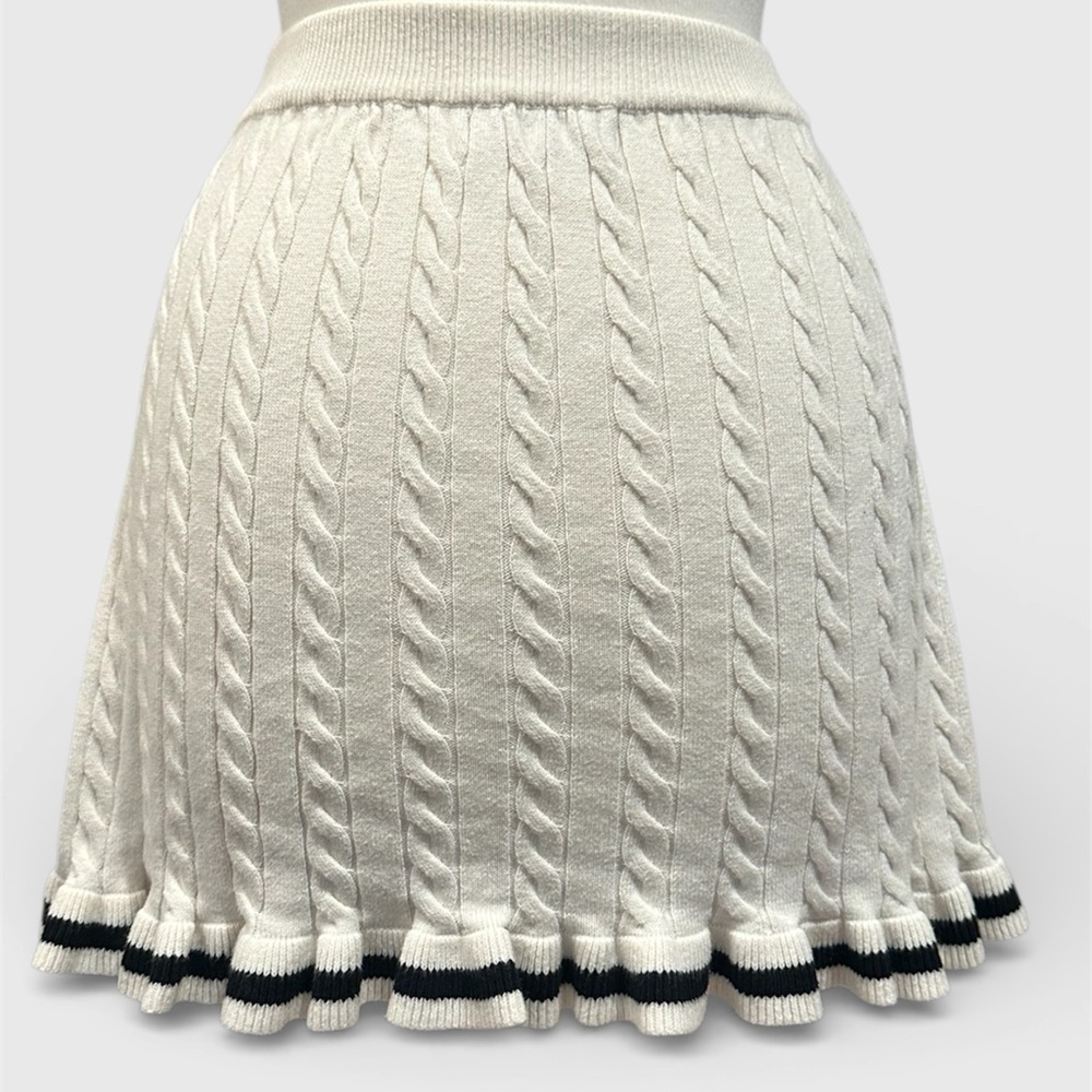 Willow and Wind White Cable Knit Skater Skirt